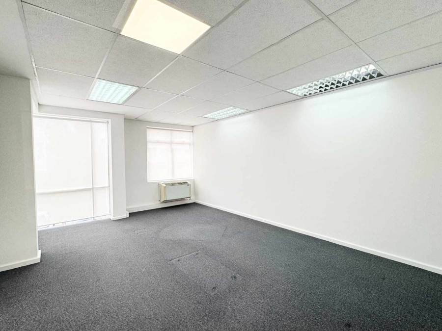 To Let Commercial Property for Rent in Mouille Point Western Cape